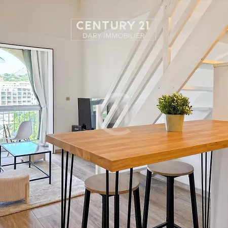 Duplex T2 - Madonna Di A Sarra * Calvi (Corsica)