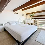 Duplex T2 - Madonna Di A Sarra Διαμέρισμα Καλβί